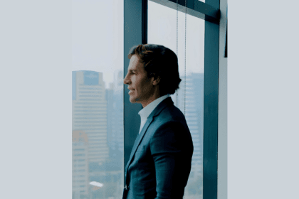 Ian dos Anjos Cunha mostra como aplicar biohacking no trabalho para alcançar alta performance com menos esforço e mais inteligência.