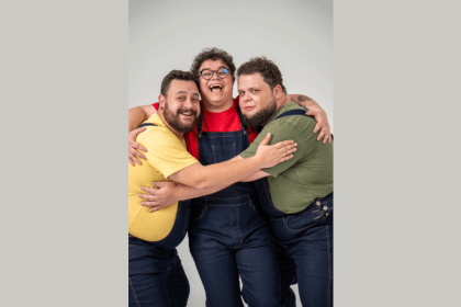 Com Os Três Porquinhos, a Non Stop amplia seu portfólio de criadores focados em comédia e alcance massivo.